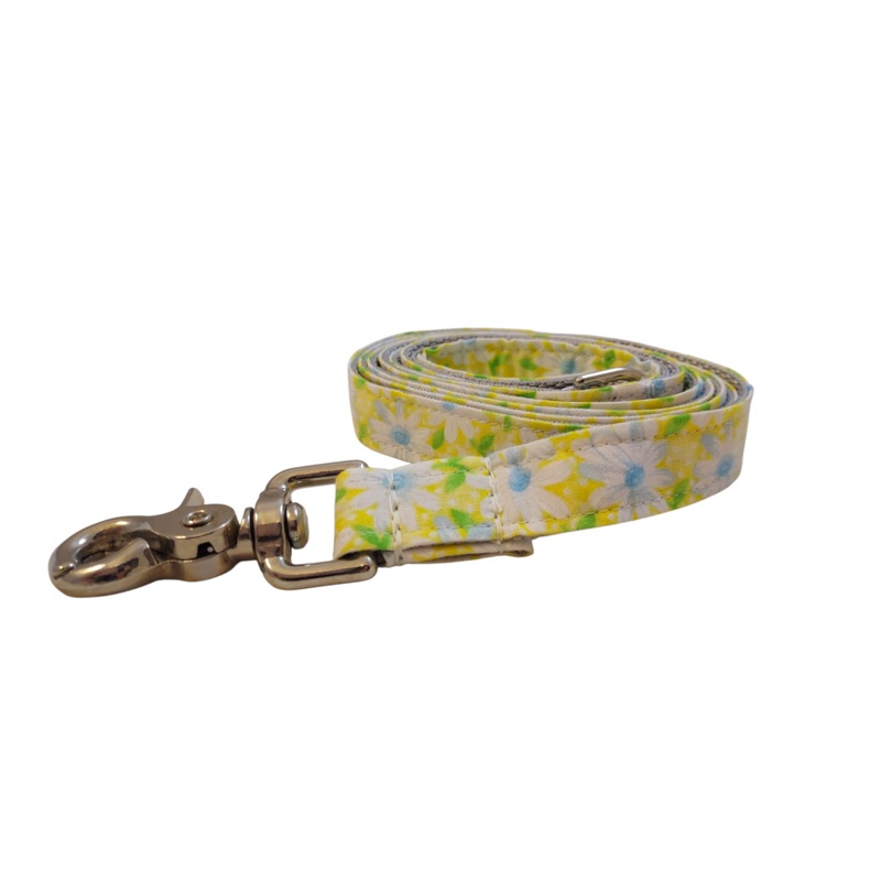 3/4 x 5ft Ribbon Dog Leash  Daisies, Yellow